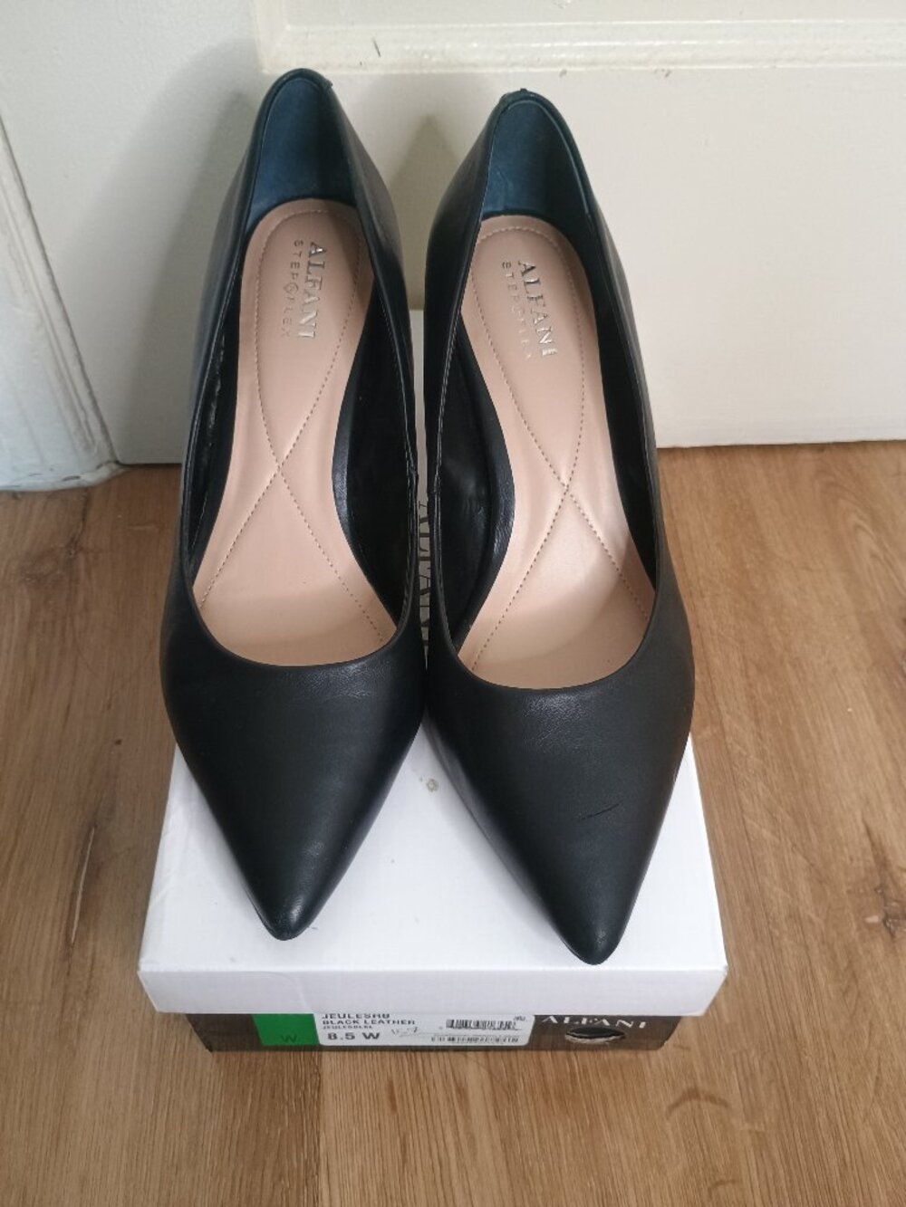 Alfani Women's Black Pointed Toe Pumps Size 8.5 Wide W Classic Dress Heels